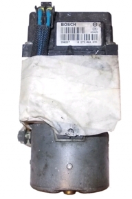 476605M327.jpg