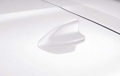 KE2805FABB_Shark_antenna_with_DAB_Solid_w.jpg